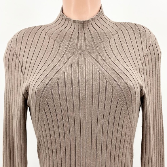 Abercrombie & Fitch Ribbed Knit Fitted Sweater Dress - Picture 3 of 8